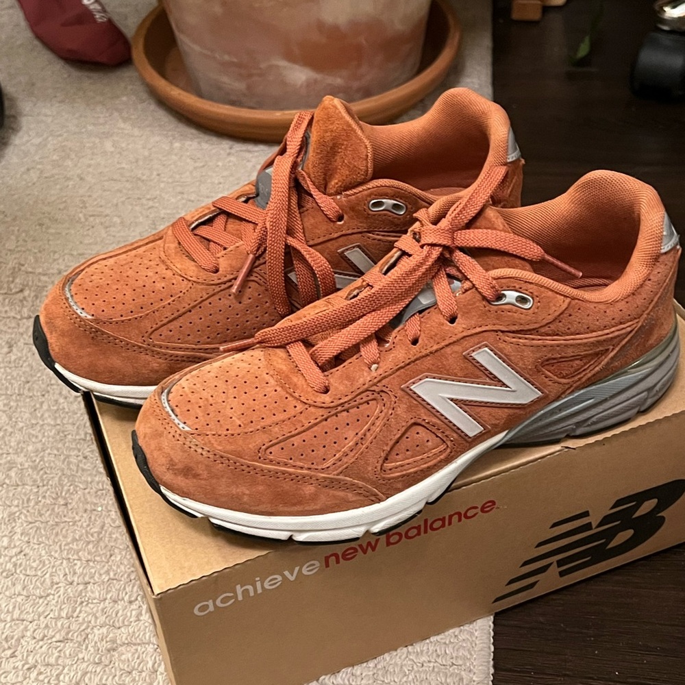 New Balance 990 v4 Burnt Sienna